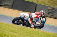 brands-hatch-photographs;brands-no-limits-trackday;cadwell-trackday-photographs;enduro-digital-images;event-digital-images;eventdigitalimages;no-limits-trackdays;peter-wileman-photography;racing-digital-images;trackday-digital-images;trackday-photos